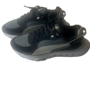 Puma sneakers